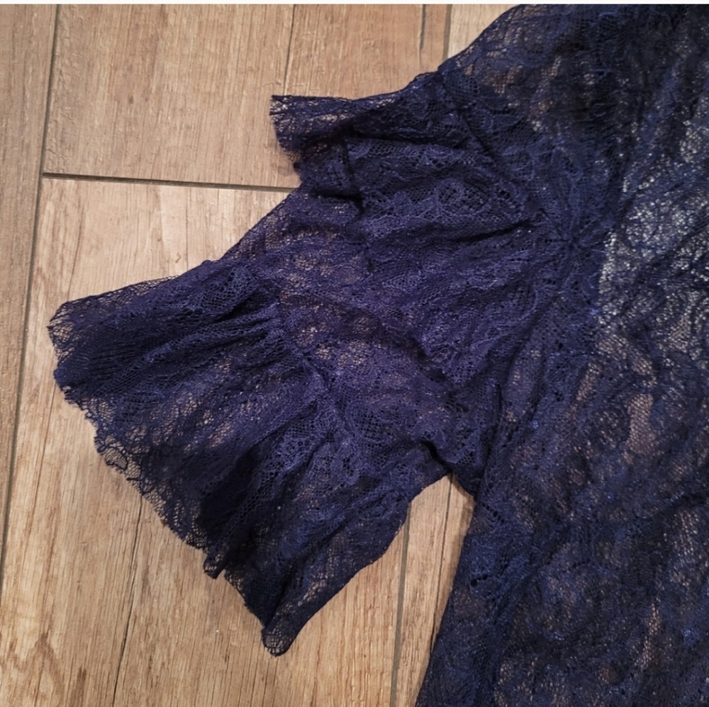 H&M Sheer Ruffled Lace Blouse - Picture 4 of 7